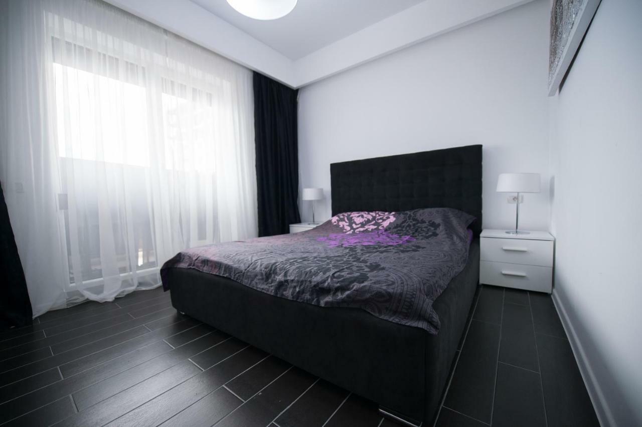 Apartel Black & White Năvodari Extérieur photo