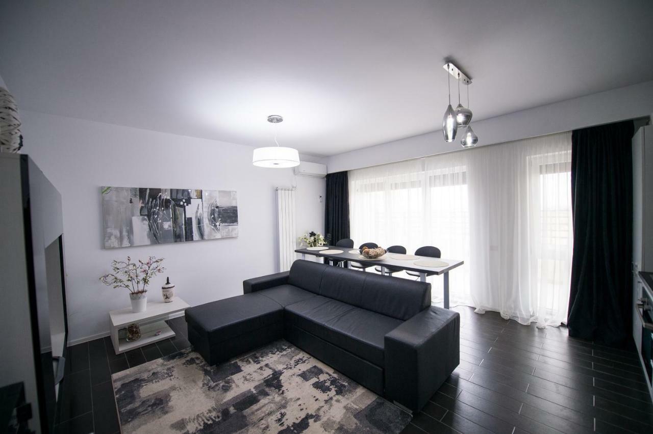 Apartel Black & White Năvodari Extérieur photo